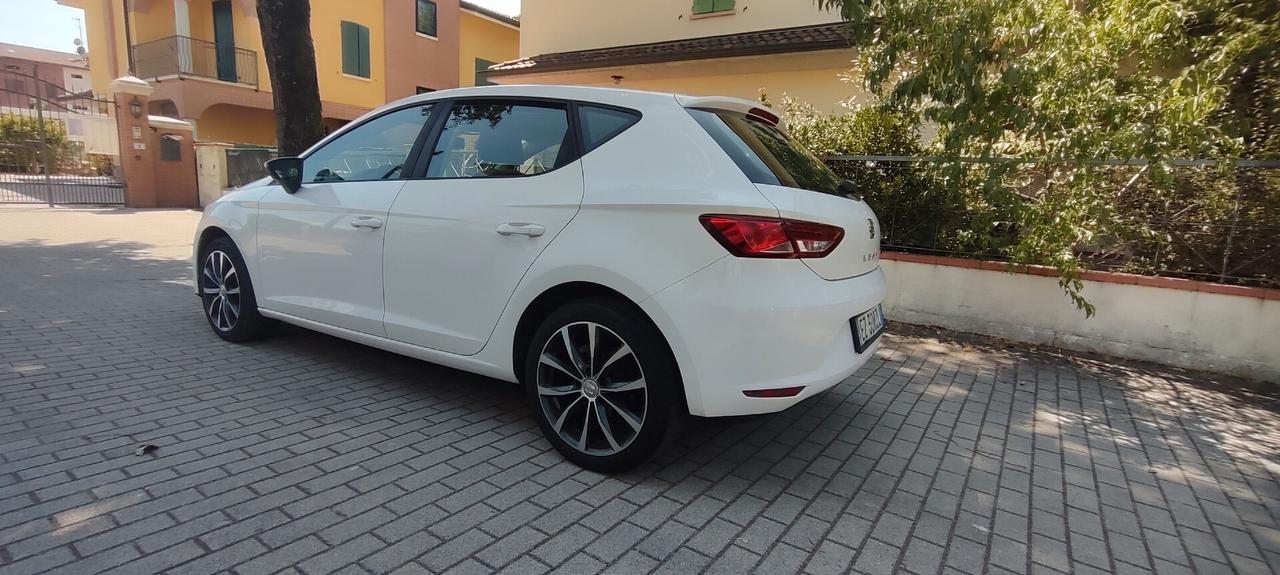 Seat Leon 1.6 TDI 90 CV 5p. Reference - OK NEOPATENTATI