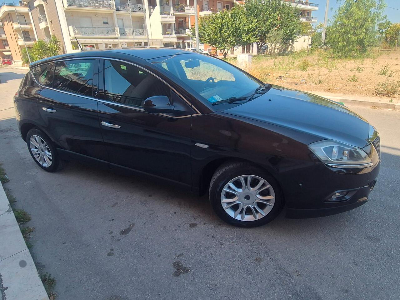Lancia delta 2.0 multijet 165cv gold anno 2011