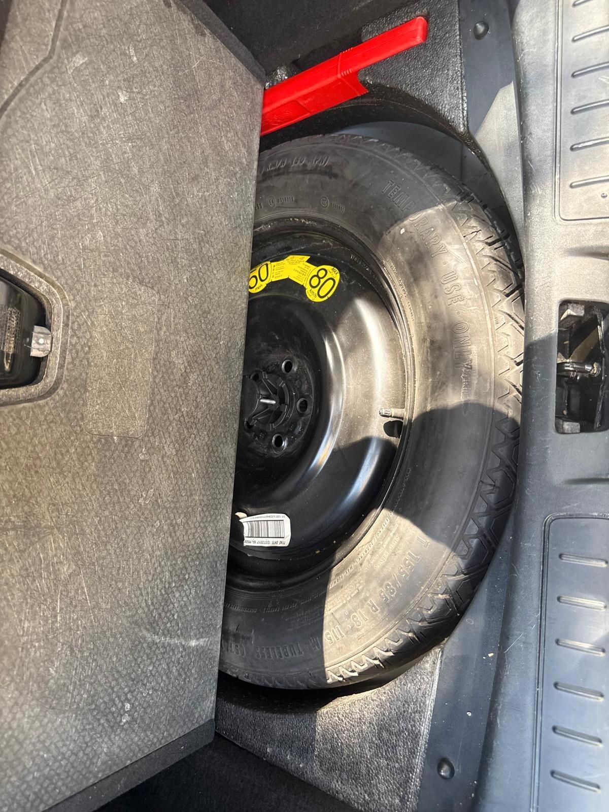 Land Rover Range Evoque 2.0 eD4 5p. Business Edition Premium Pure