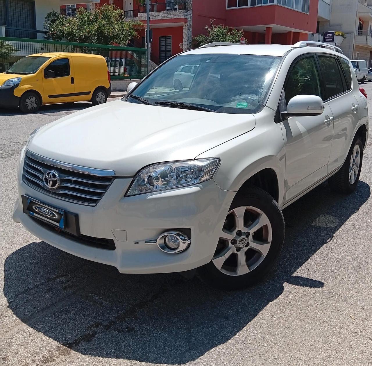 Toyota RAV 4 RAV4 2.2 D-4D 150 CV DPF