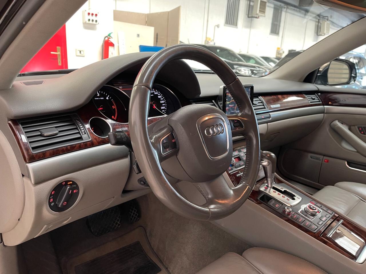 Audi A8 3.0 TDI quattro tiptronic - LEGGI SOTTO