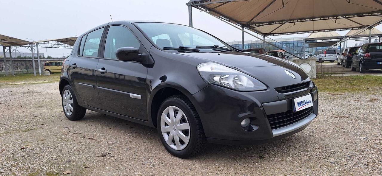 Renault Clio 1.2 16V 5 porte Dynamique