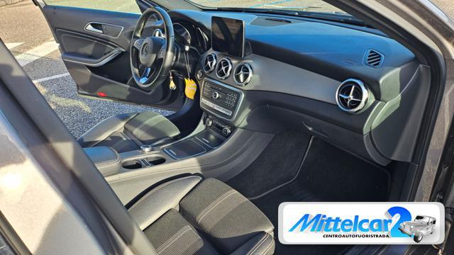 MERCEDES-BENZ GLA 220 Automatic 4Matic Sport