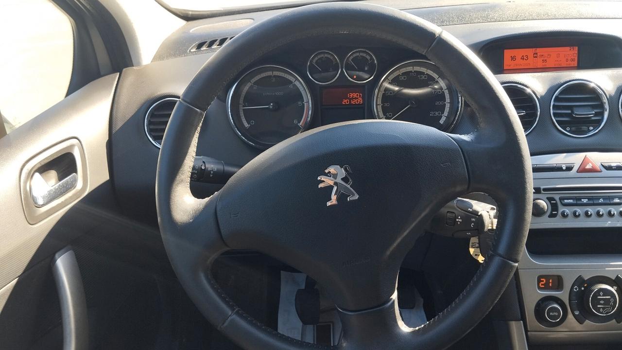 PEUGEOT 308 1.6 DIESEL-2011