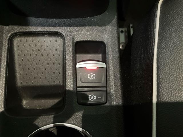 RENAULT Captur 1.6 E-Tech hybrid Techno Fast Track 145cv auto