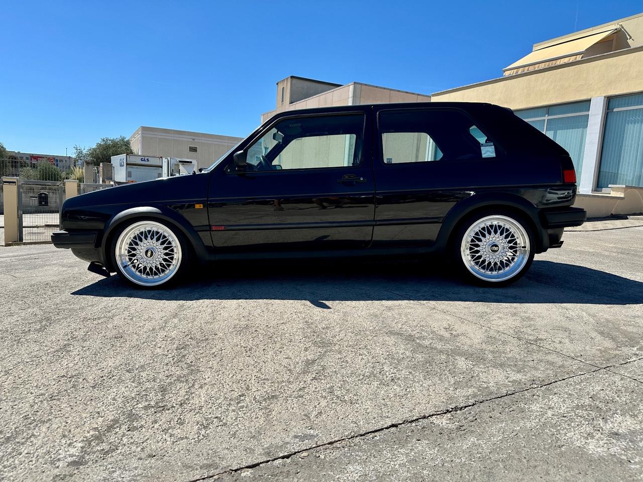 Volkswagen Golf GTI 1800 3 porte 8V