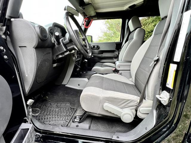 JEEP Wrangler Unlimited 2.8 CRD Sport Auto