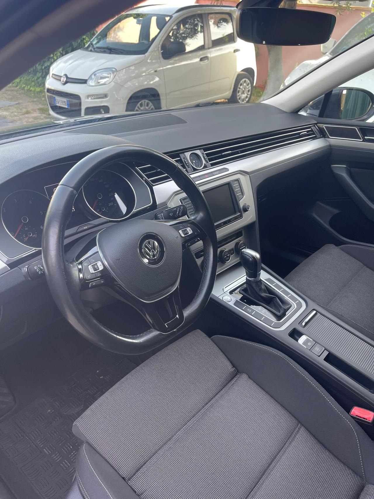 Volkswagen Passat Variant 2.0 TDI DSG Business BlueMotion Tech