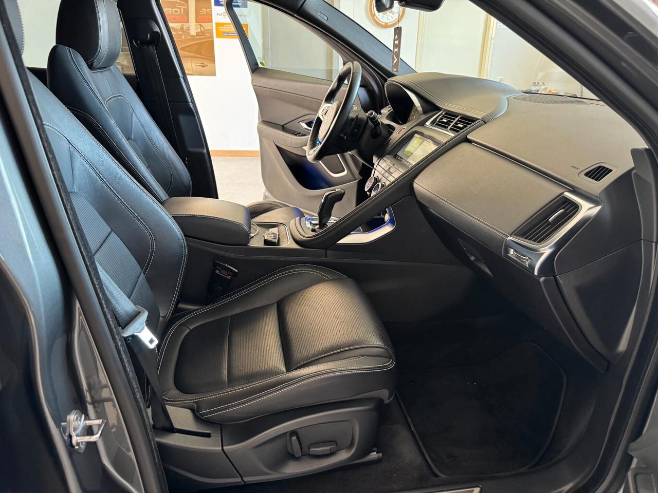 Jaguar E-Pace 2.0D 150 CV AWD aut. R-Dynamic 11/2019
