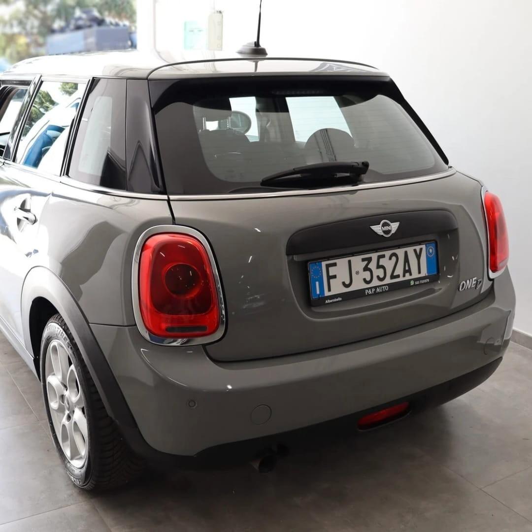 Mini 1.5 Cooper D 5 porte