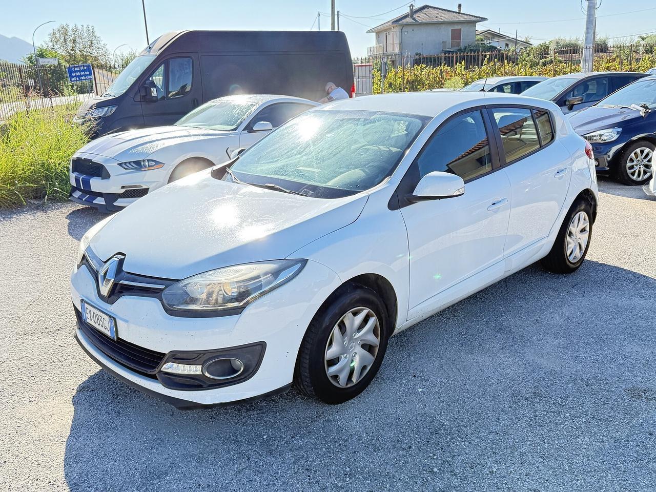 RENAULT MEGANE 1.5 DCI ADATTA NEOPATENTATI