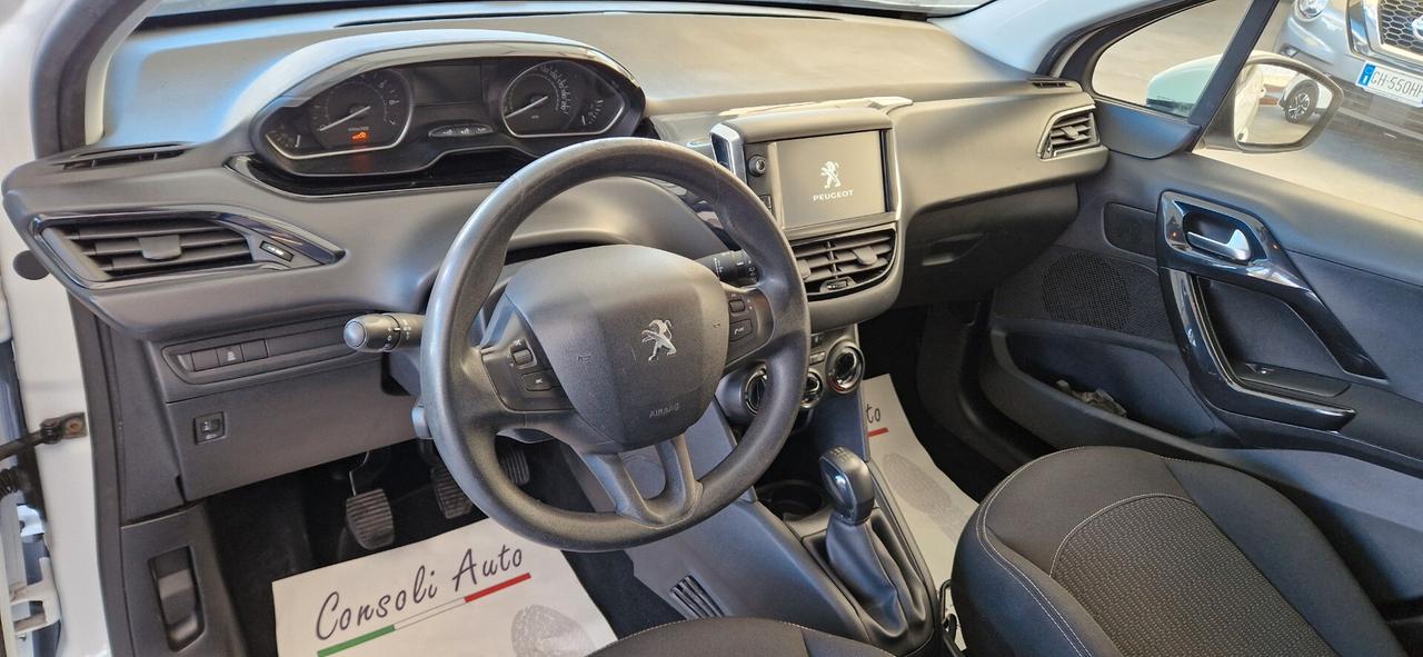 Peugeot 208 PureTech 82cv 5 porte Allure