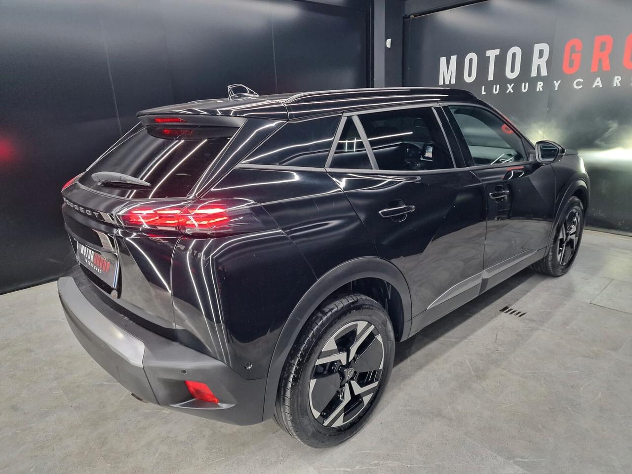 Peugeot 2008 1.2 PureTech 100 S&S Allure