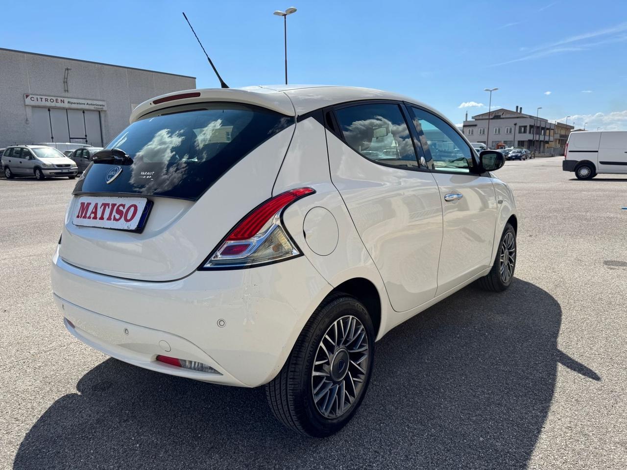 Lancia Ypsilon 1.2 benzina/GPL Ecochic Gold