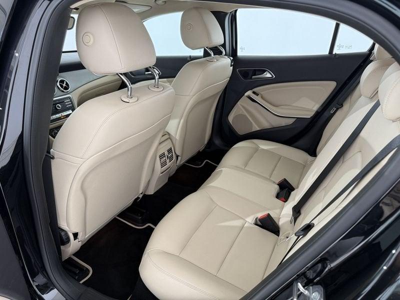 Mercedes-Benz GLA GLA 200 d Sport auto