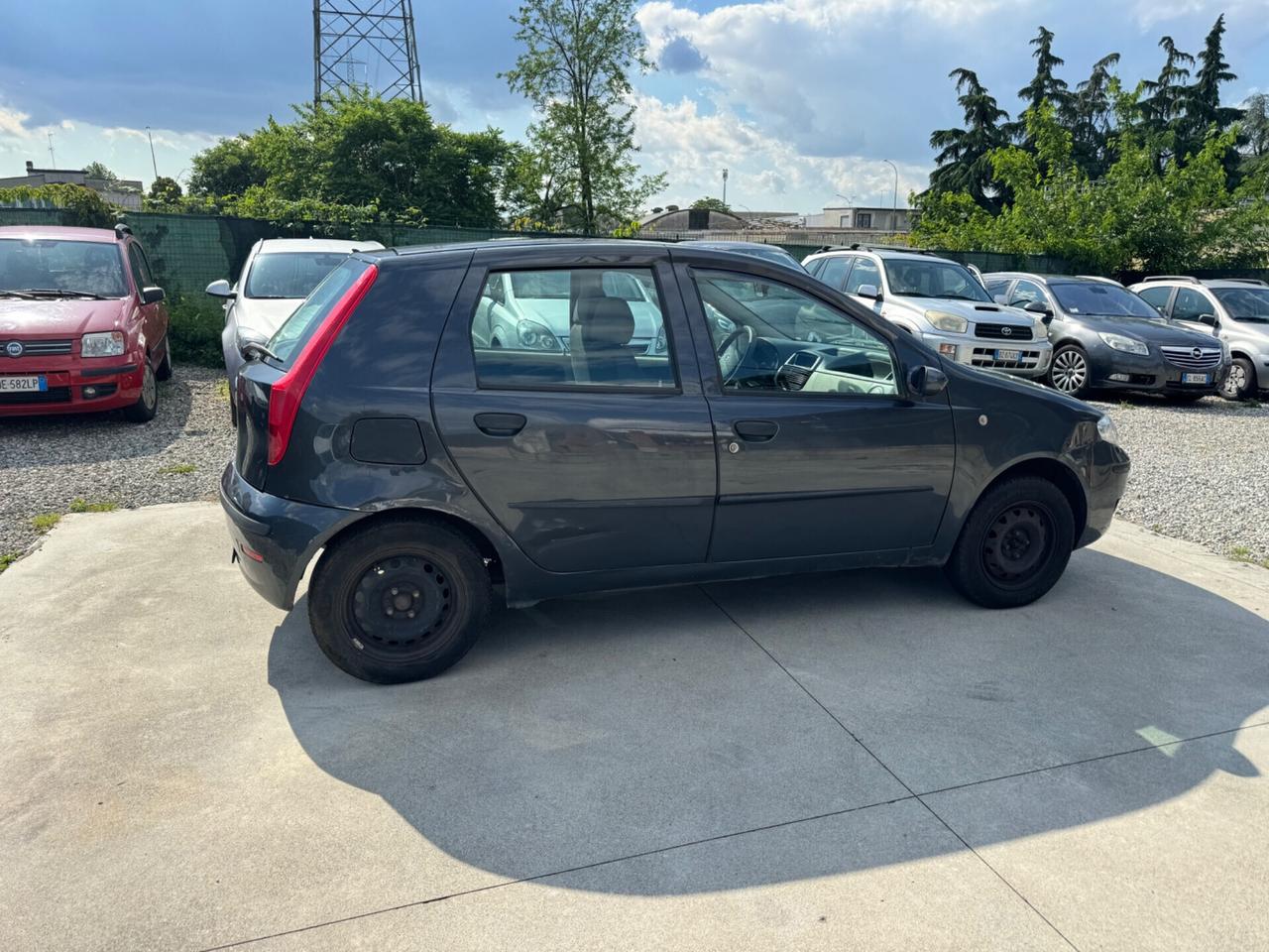 Fiat Punto 1.2i cat 5 porte ELX neopatentati