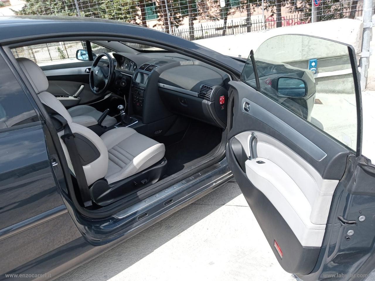 PEUGEOT 407 Coupé 2.0 HDi Féline BIXENON PELLE