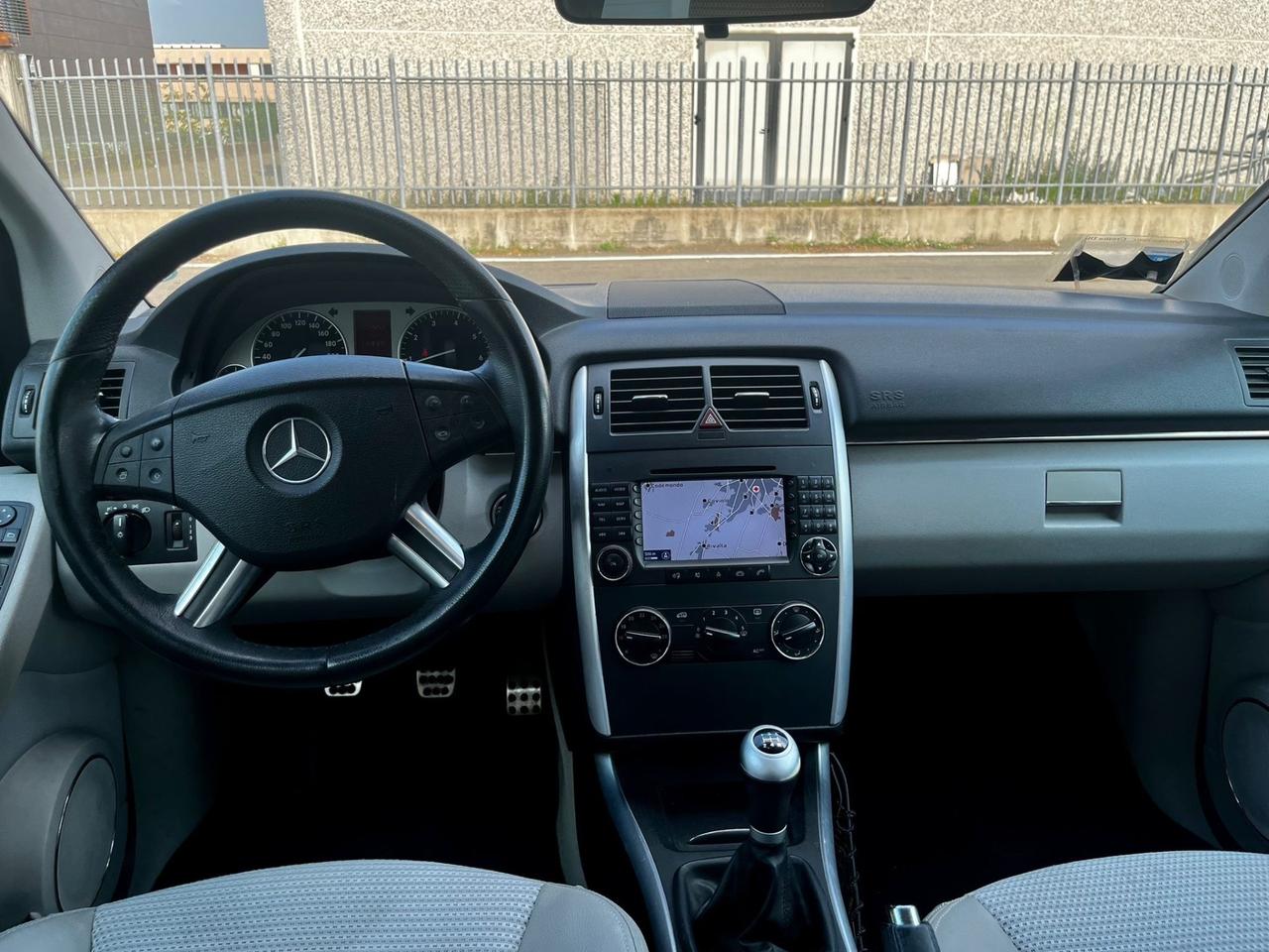 Mercedes B200 benzina 2005 144.000km
