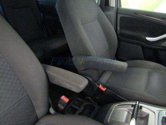 FORD Galaxy 2.0 TDCi 130 CV 6tr. Ghia DPF 7 POSTI