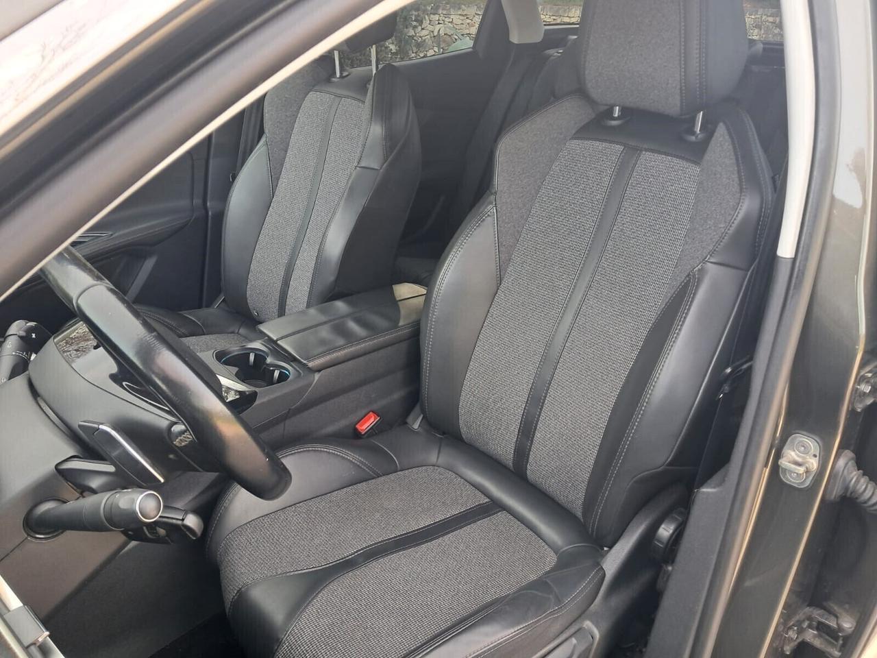 Peugeot 3008 1.6 BlueHDi 120 Cv S&S EAT6 Allure