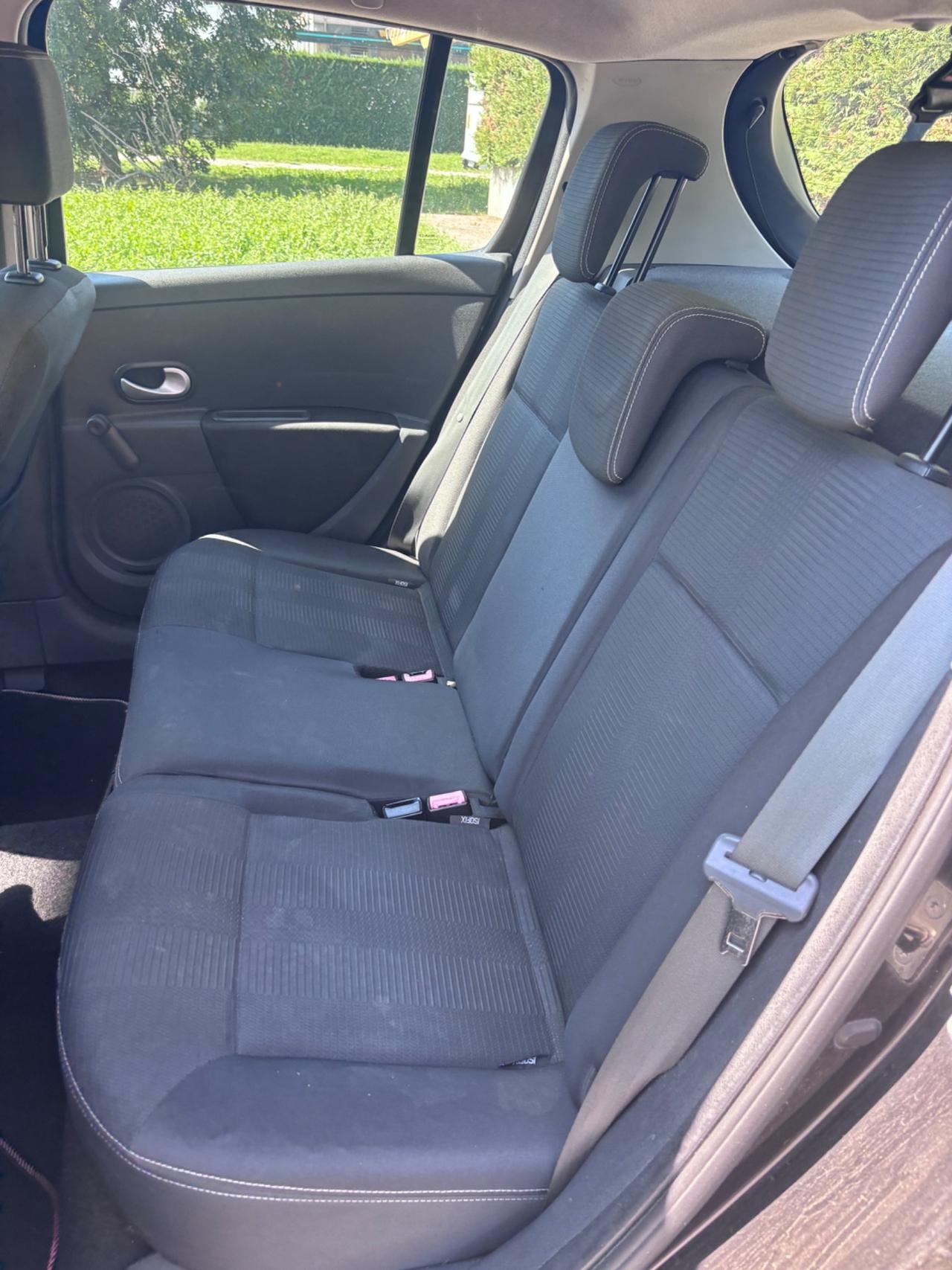 Renault Clio 1.2 16V 5 porte Dynamique