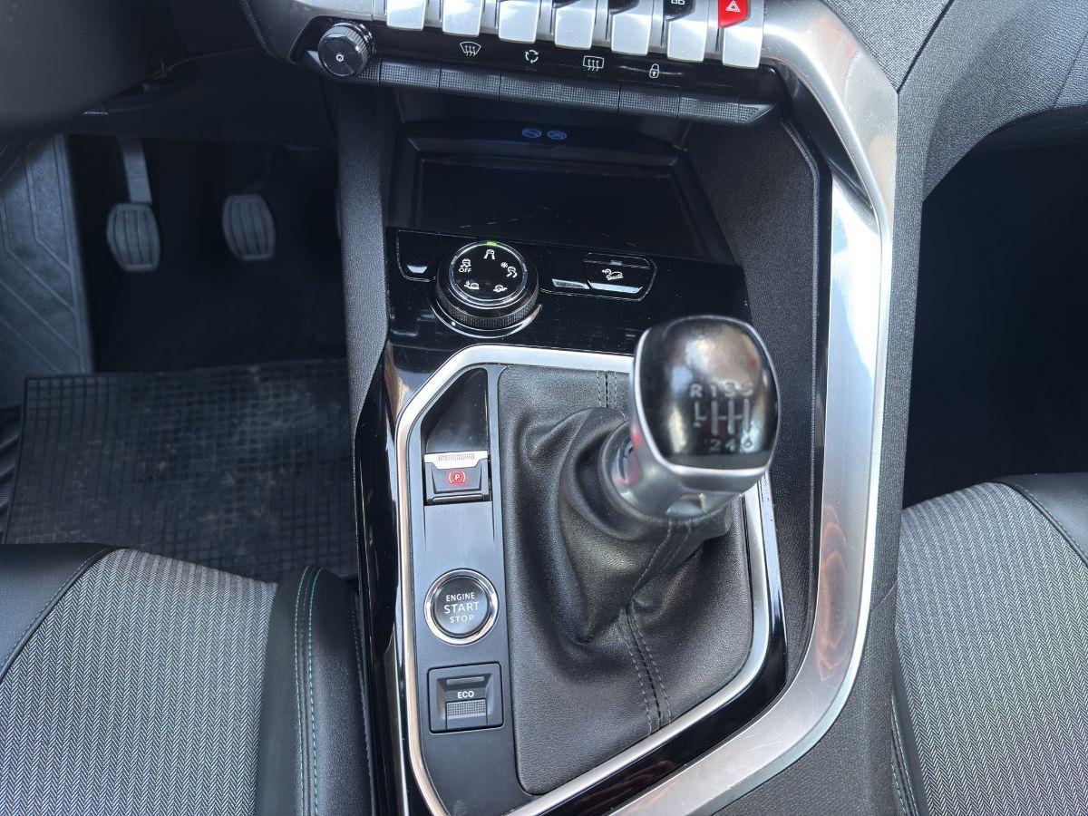 PEUGEOT - 3008 - 1.5 BlueHDi 130 CV S&S Allure TELECAMERA