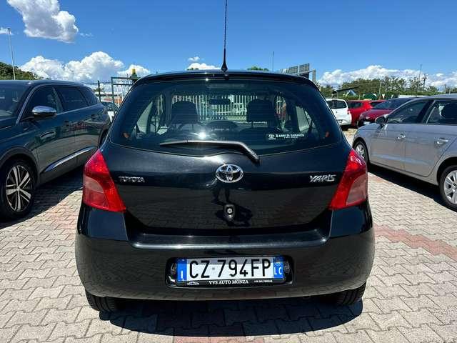 Toyota Yaris NEOPATENTATI 3p 1.0 Sol