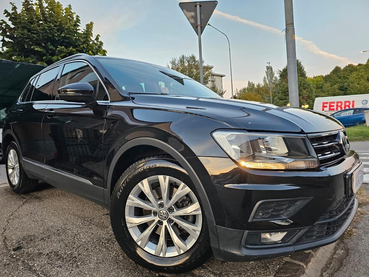Volkswagen Tiguan 2.0 TDI 150cv DSG Style*Navi*Pdc*Euro6*
