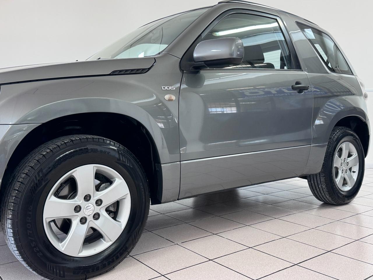 Suzuki Grand Vitara 1.9 DDiS 3 porte GANCIO TRAINO + RIDOTTE