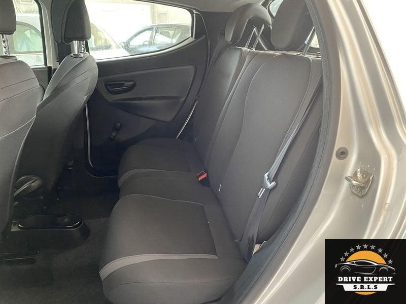 Lancia Ypsilon 0.9 TwinAir 85cv Natural Power Ecochic Platinum