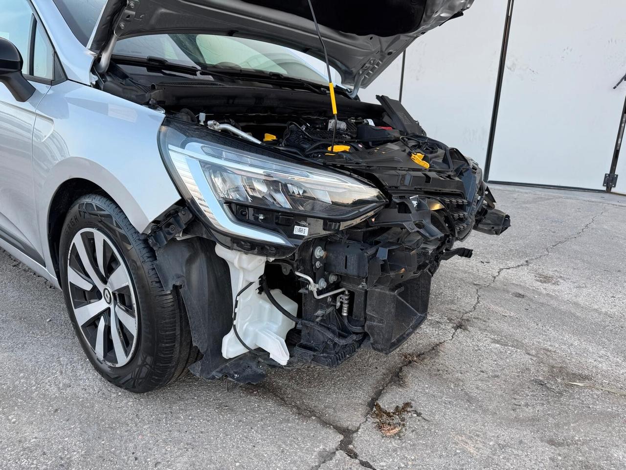 Renault Clio 1.0 sce Intens 65cv my21 - INCIDENTATA