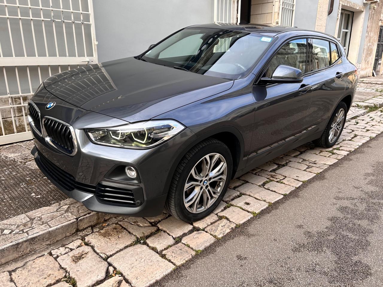 Bmw X2 sDrive18d SPORT
