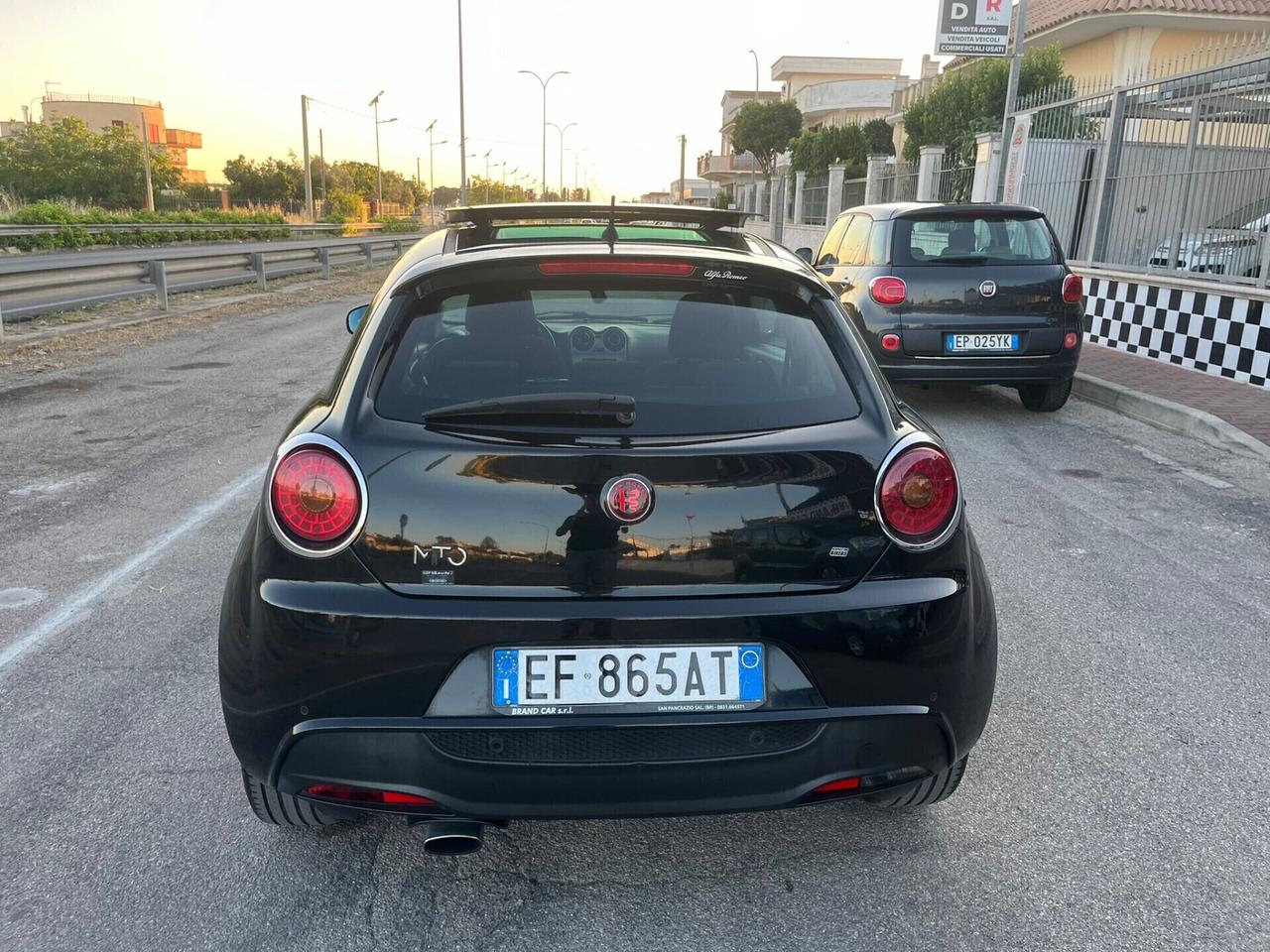 Alfa Romeo MiTo 1.6 JTDm Distinctive Premium 2011