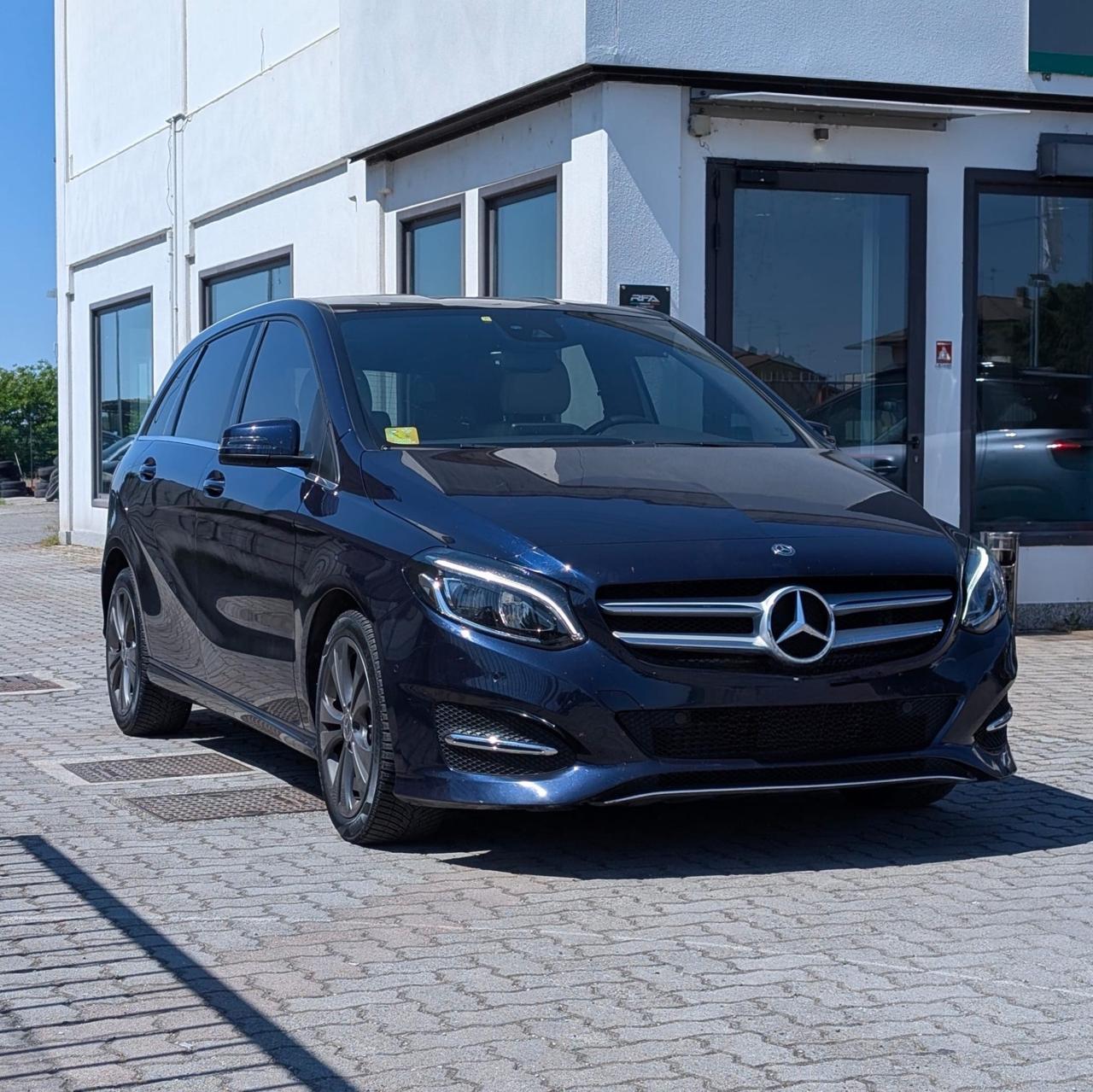 Mercedes-benz B 180 Premium