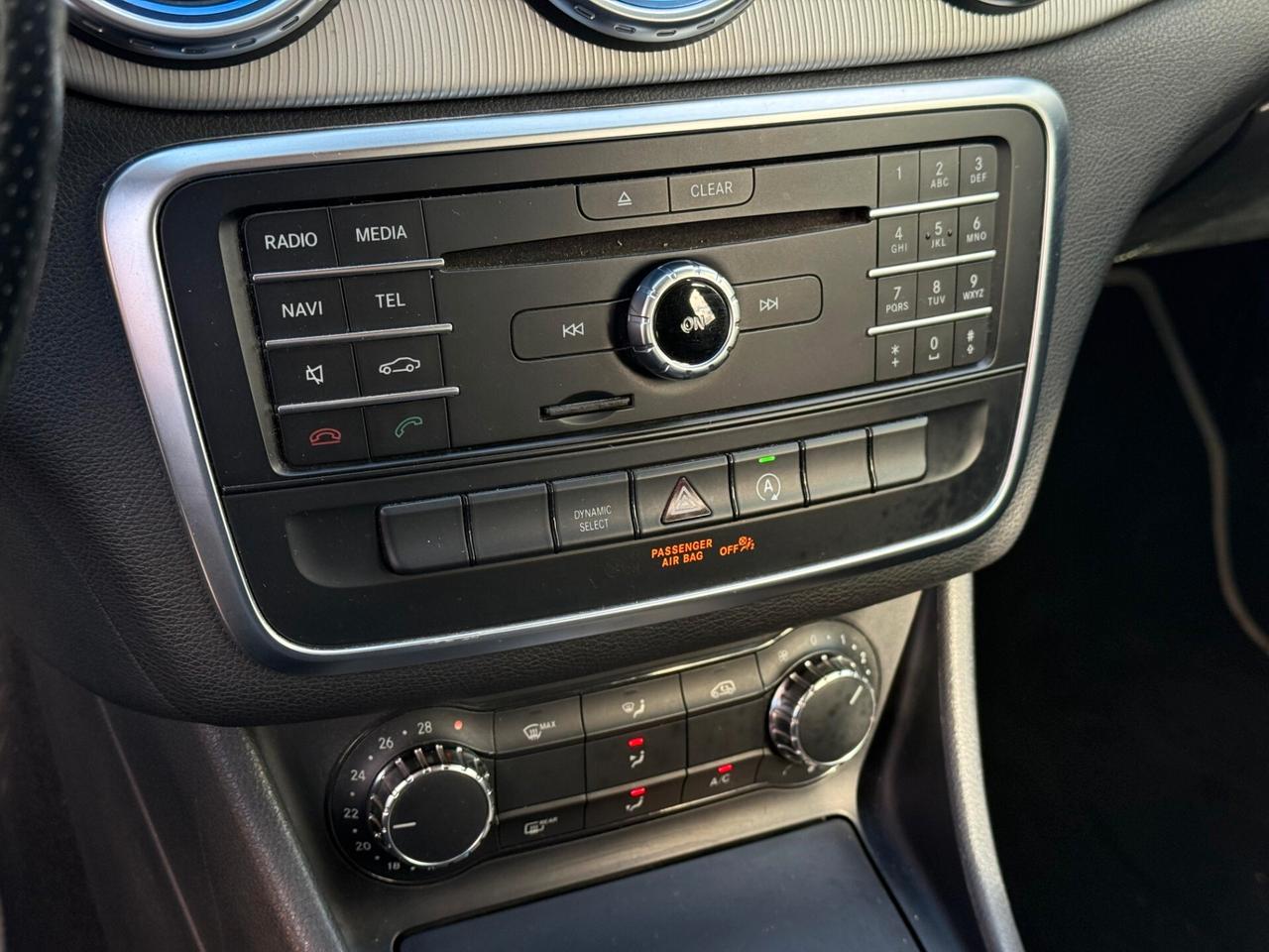 Mercedes-benz GLA 200 d Sport