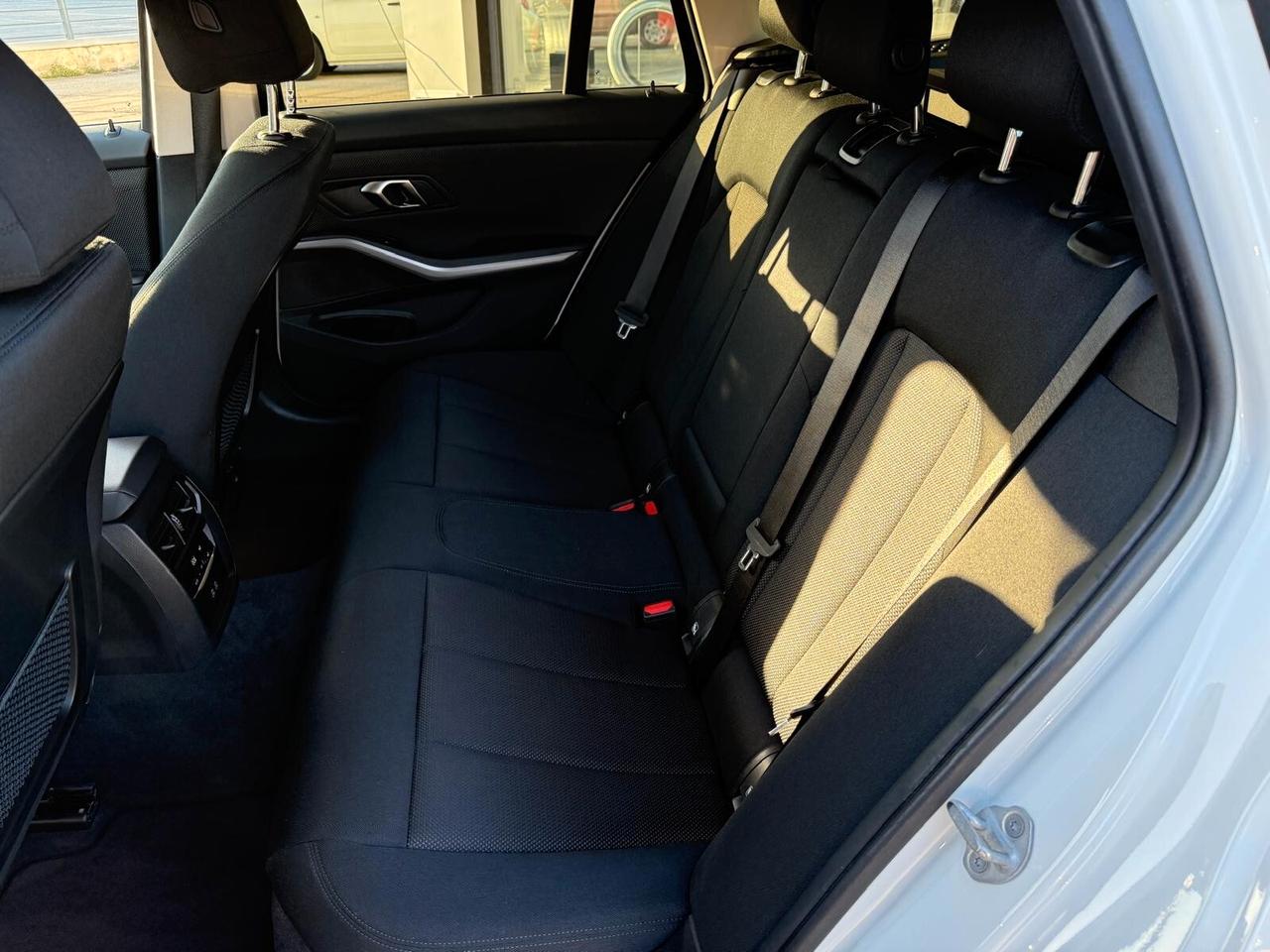 Bmw 318 IBRIDA/DIESEL FULL AFFARE