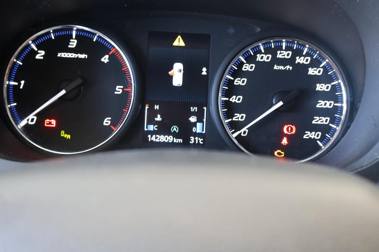 Mitsubishi Outlander 2.2 Instyle awd 7POSTI