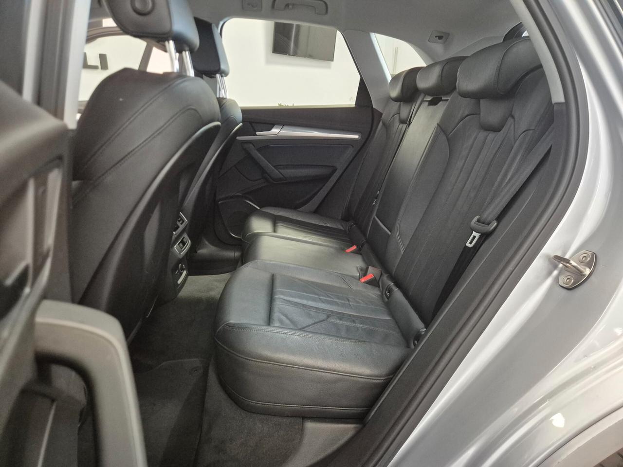Audi Q5 2.0 TDI quattro S tronic Business Sport