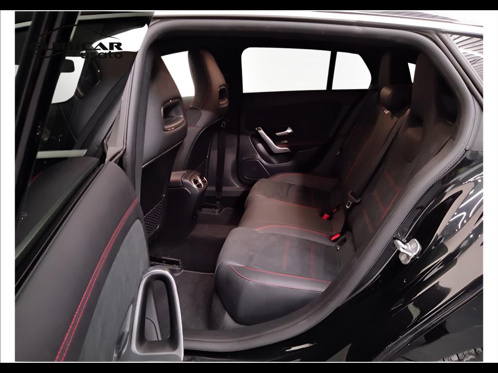 Mercedes-Benz CLA Sh.Brake - X118 - CLA Shooting Brake 200 d Premium 4mati