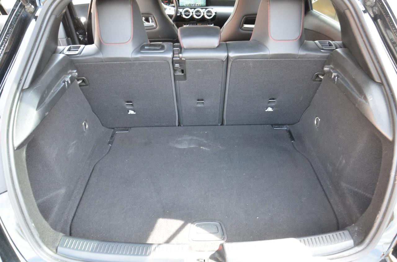 Mercedes-benz A 200 d Automatic AMG Line Premium