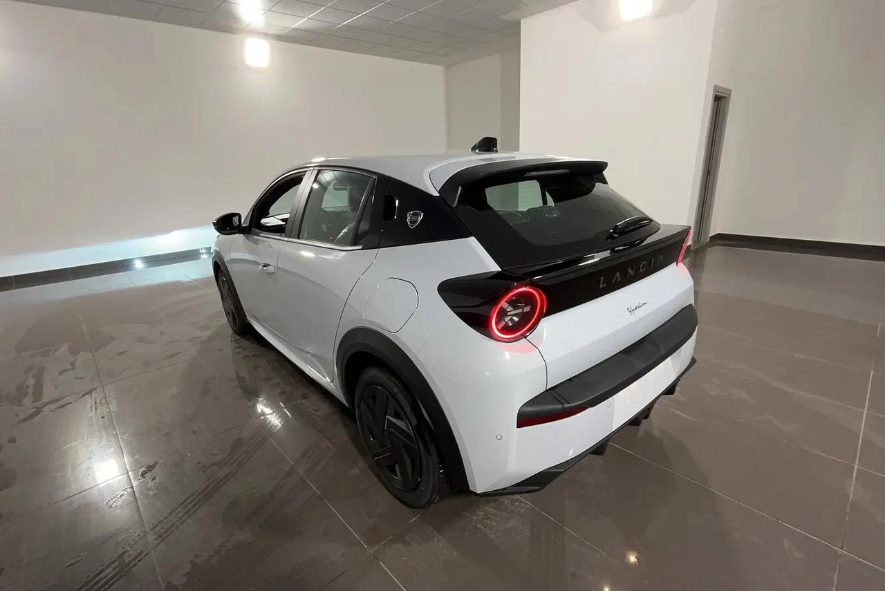 Lancia Ypsilon Hybrid e-DCT PREZZO PROMO