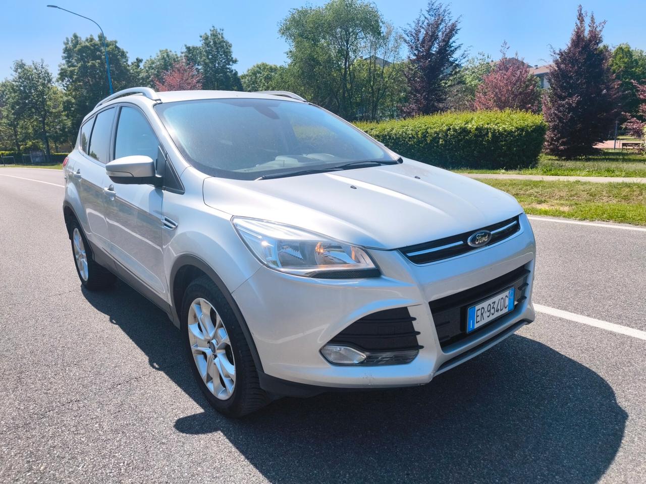 FORD KUGA 2,0 TDCI 4X4- TITANIUM-CAMBIO AUTOMATICO