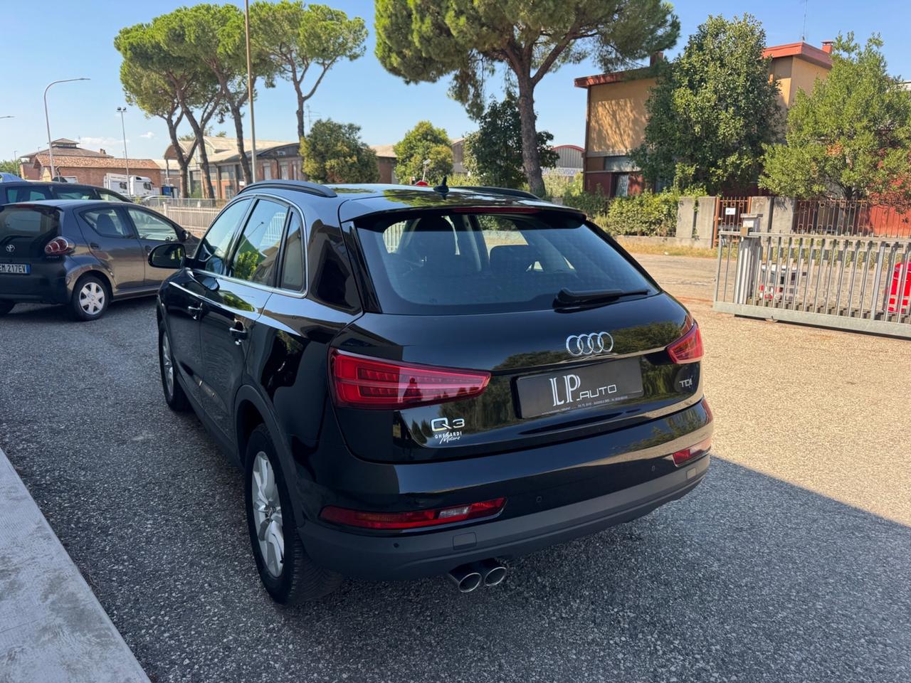 Audi Q3 2.0 TDI 120 CV Design