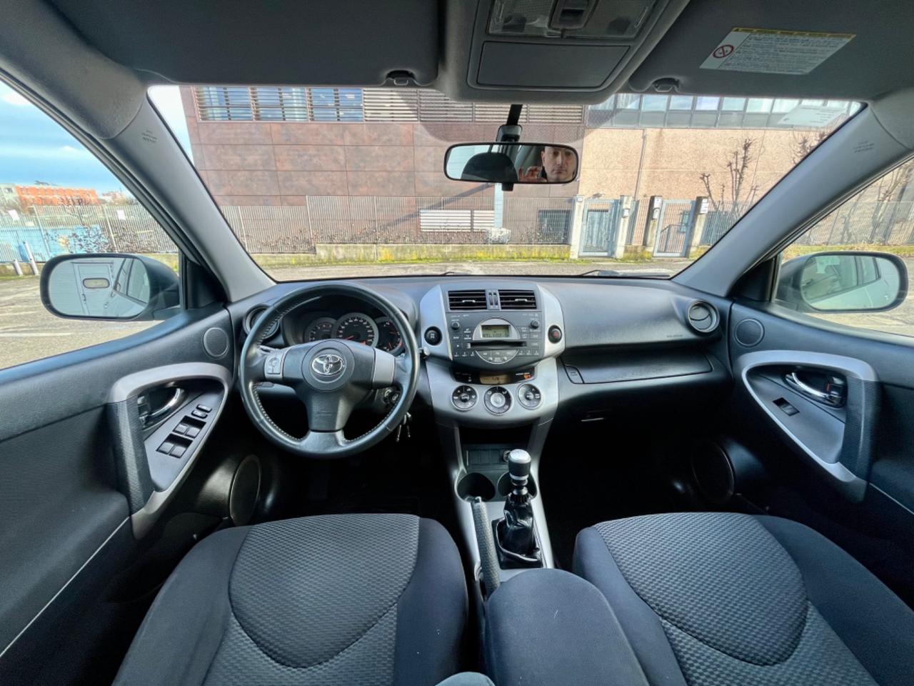 Toyota RAV4 2.2D-4D 155.000km 2007 4x4 perfetta