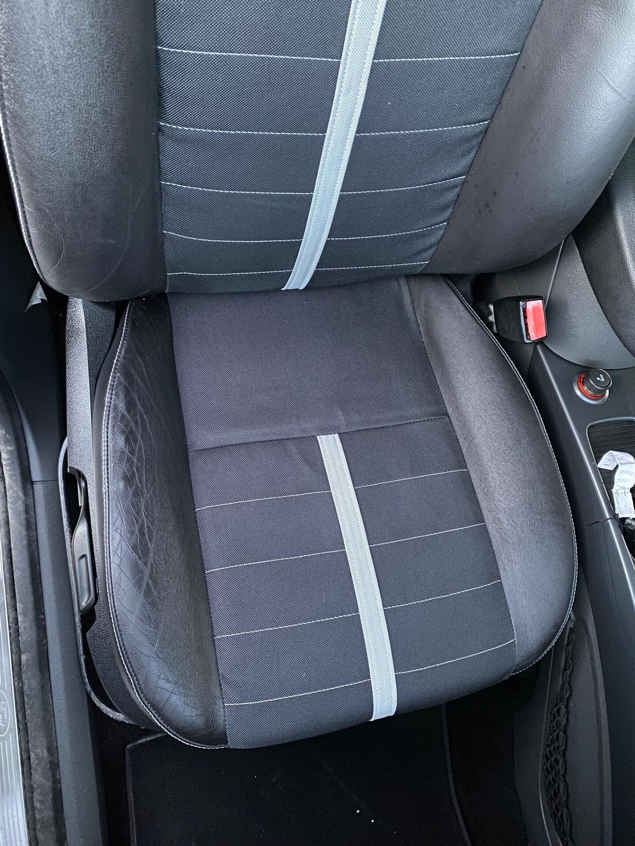 Ford Kuga 2.0 TDCi 136cv 4WD/4x4 Titanium DPF