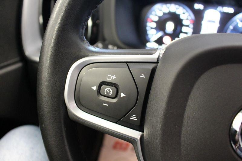 Volvo XC60 B4 (d) Geartronic Momentum Pro