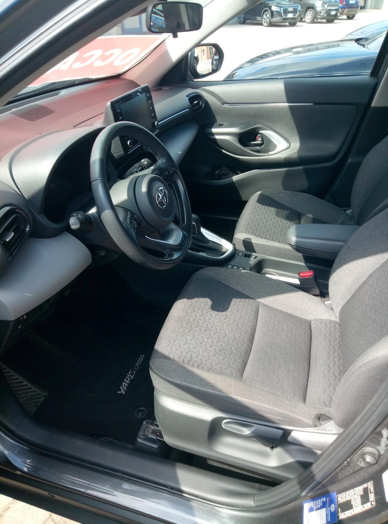 Toyota Yaris Cross 1.5 Hybrid 5p. E-CVT Business
