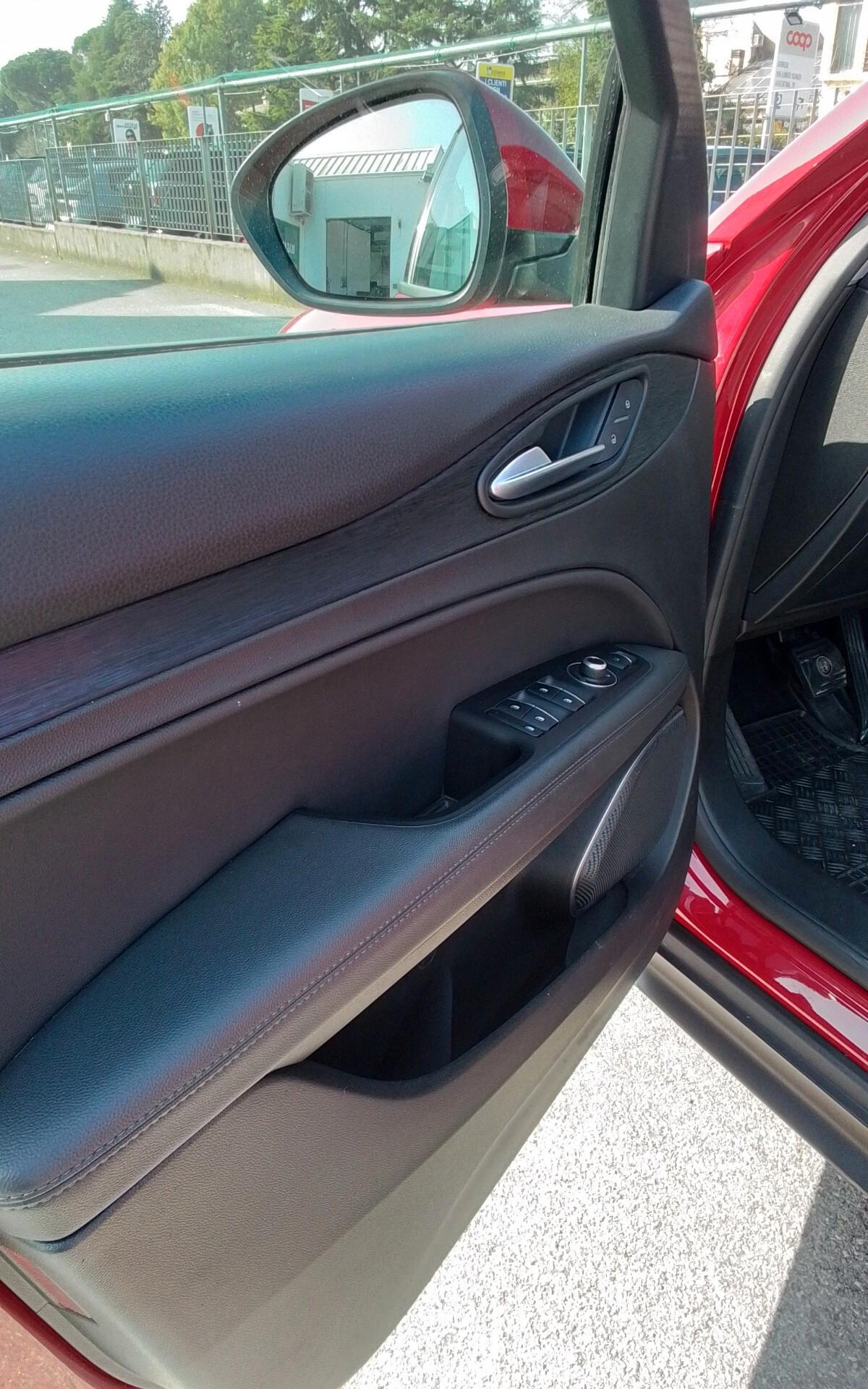 Alfa Romeo Stelvio 2.2 Turbodiesel 190 CV AT8 Q4 Business