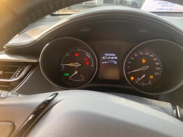 Toyota C-HR 2.0 Hybrid E-CVT Morebusiness