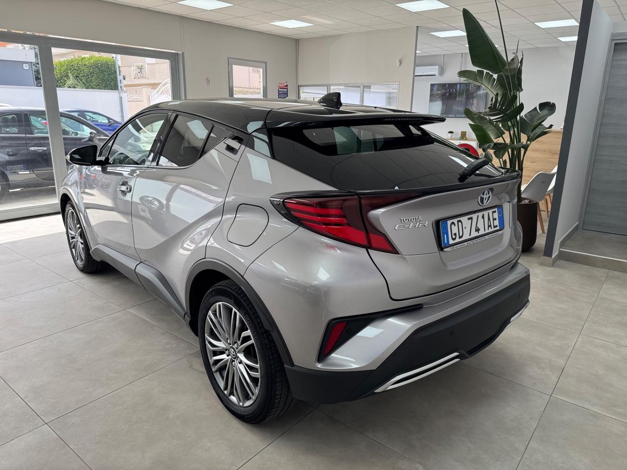 Toyota C-HR 2.0 Hybrid E-CVT Lounge